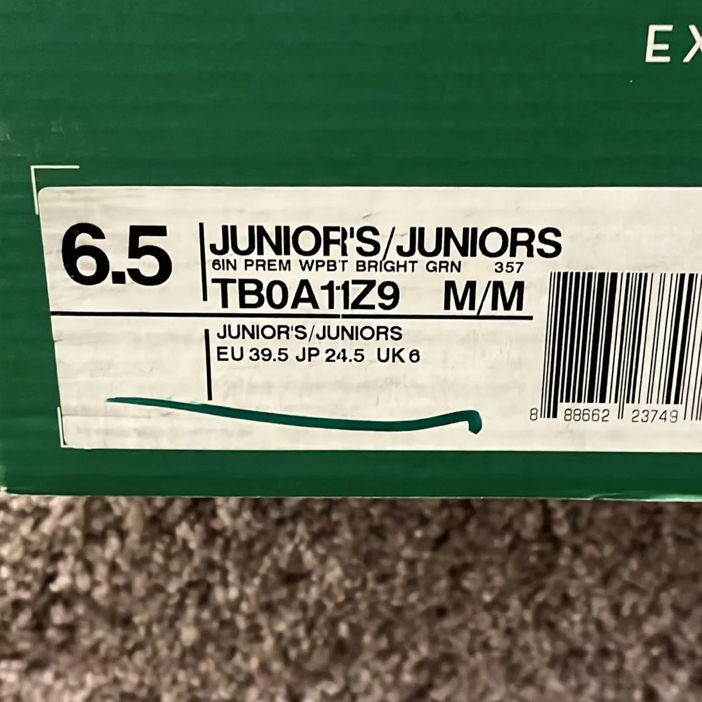 Timberland x Villa 6” Premium WPBT bright green Boots Boys size 6.5 Junior Youth